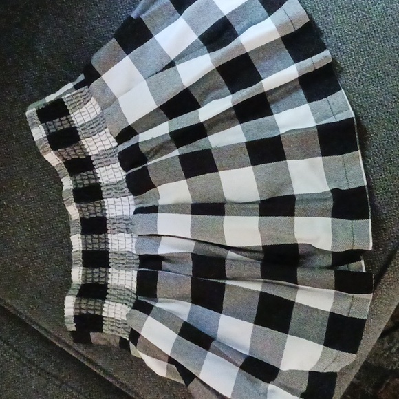 Plaid Justice Skirt - Picture 4 of 5